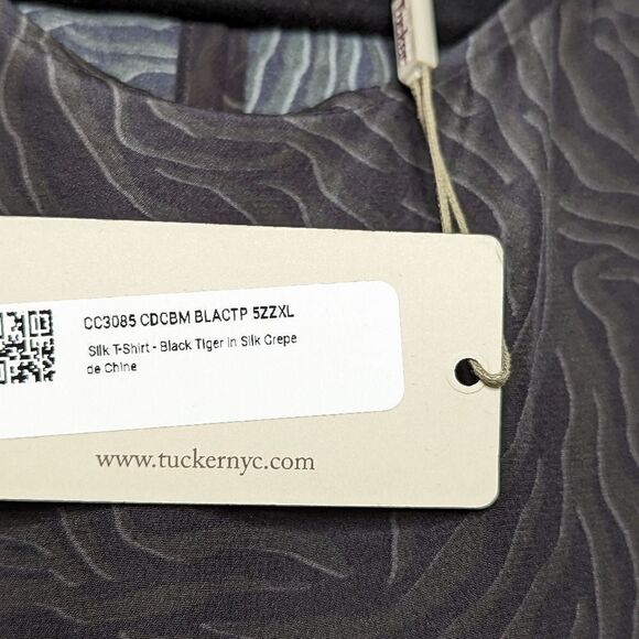 Tucker The Eden Silk Tee Black Tiger - Picture 7 of 7